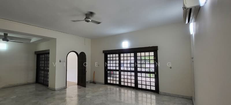 Semi-Detached House for Rent in Damansara Jaya (Petaling Jaya) - Vincent Heng - Living Room - PropertyGuru.com.my