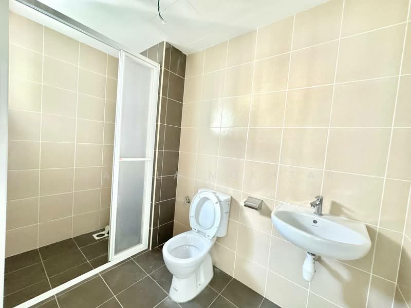 Service Residence for Sale at Serviced Residence @ Razak City Residences (RC Residences) - Syakila Mokhtar - Bathroom - PropertyGuru.com.my
