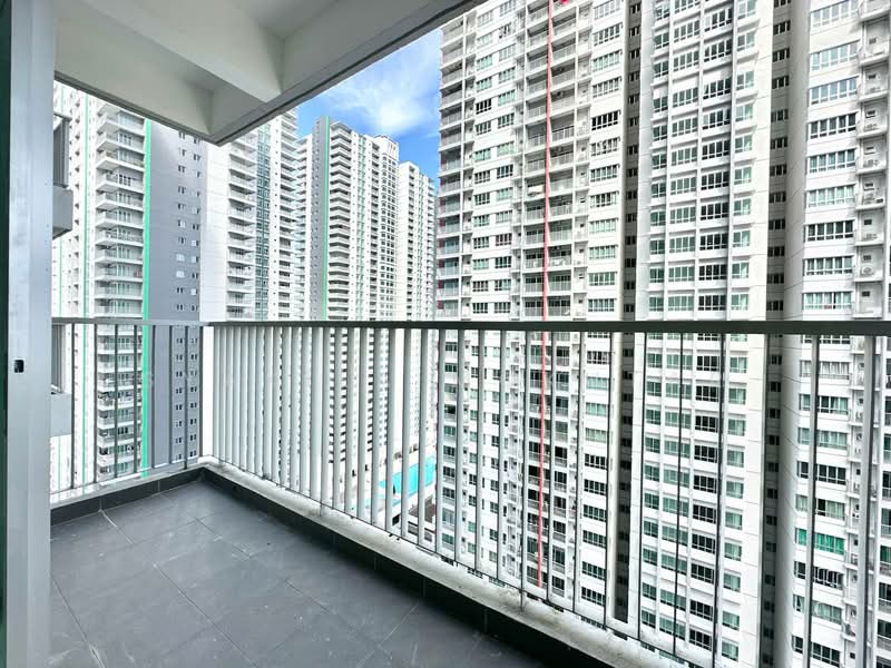 Service Residence for Sale at Serviced Residence @ Razak City Residences (RC Residences) - Syakila Mokhtar - Balcony - PropertyGuru.com.my