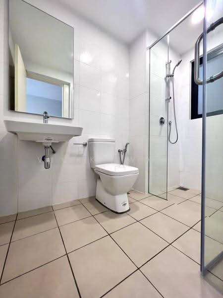 Kediaman Servis untuk Dijual di Parc 3 - Vickky Wong CF - Bathroom - PropertyGuru.com.my