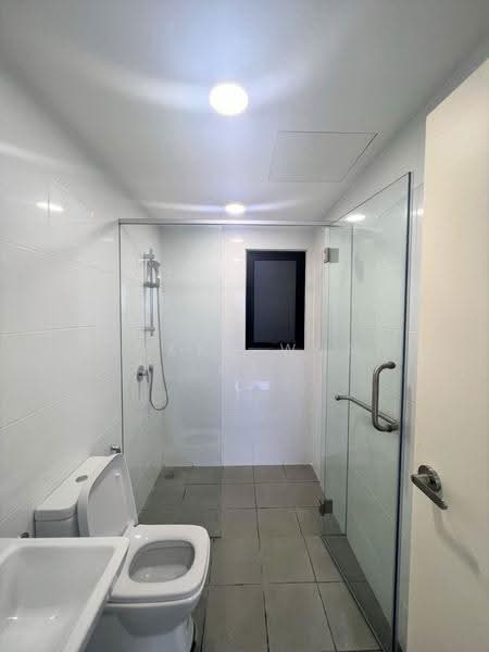 Kediaman Servis untuk Dijual di Parc 3 - Vickky Wong CF - Bathroom - PropertyGuru.com.my