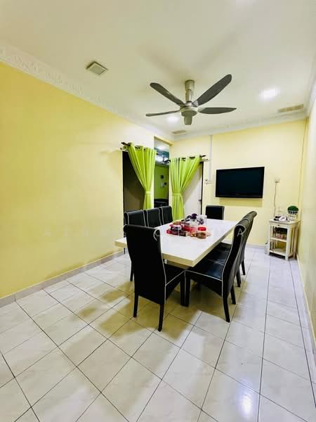 Terraced House for Sale in Mantin (Negeri Sembilan) - Azrul Othman - Dining Room - PropertyGuru.com.my