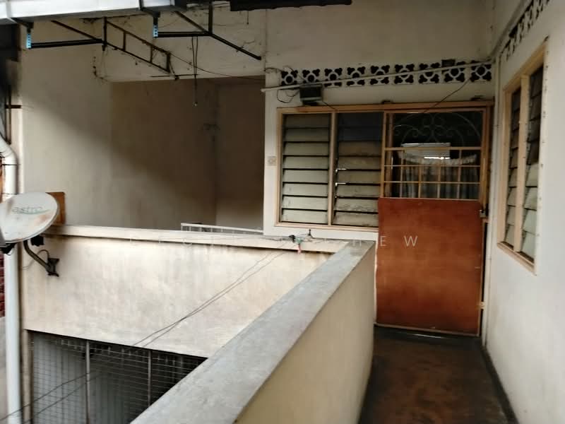 For Sale - Flat for Sale