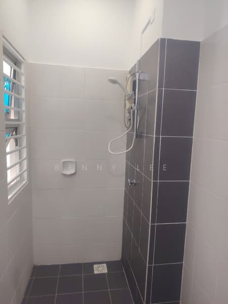 Service Residence for Rent at Saville @ Kajang - Benny Lee - Bathroom - PropertyGuru.com.my
