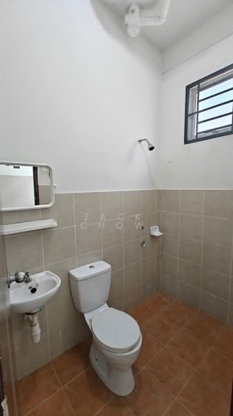 Rumah Teres 2 Tingkat untuk Dijual di Taman Scientex Senai (Senai) - Zack Chow - Bathroom - PropertyGuru.com.my
