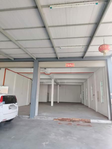 Shop / Office for Rent in Kampung Baru Batu Maung (Batu Maung) - Xinnee . - Interior - PropertyGuru.com.my