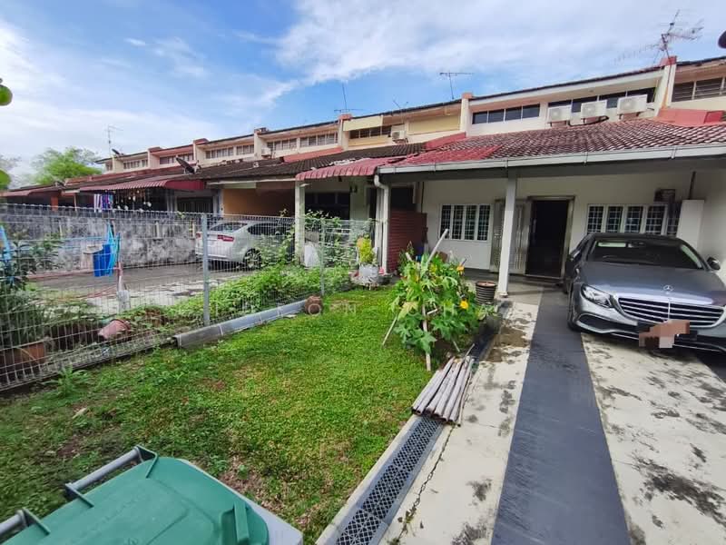 1-storey Terraced House for Sale in Taman Suria (Johor Bahru) - Gideon Chan - Exterior - PropertyGuru.com.my