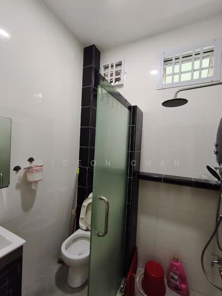 1-storey Terraced House for Sale in Taman Suria (Johor Bahru) - Gideon Chan - Bathroom - PropertyGuru.com.my