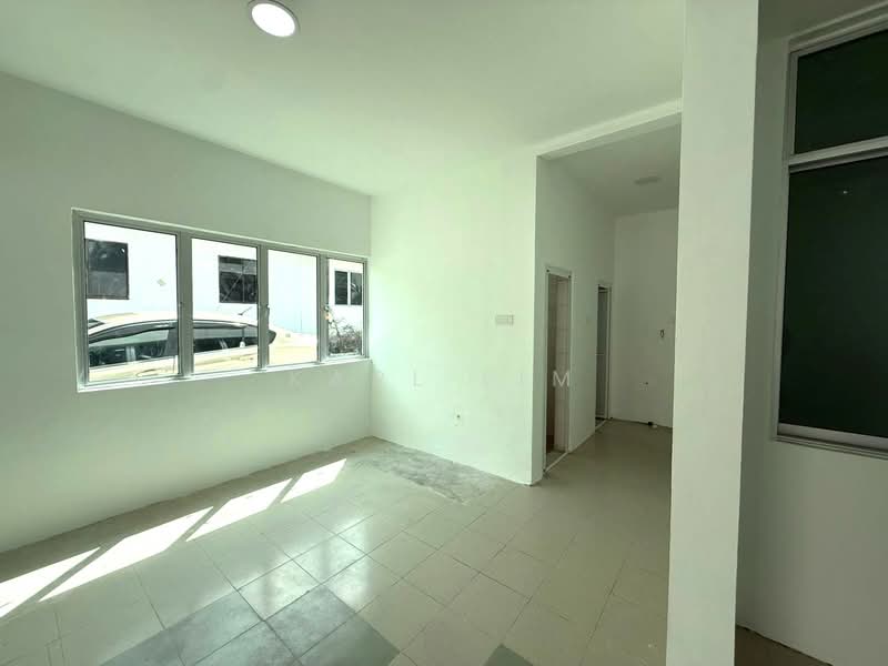 2-storey Terraced House for Sale in Taman Puteri Wangsa (Ulu Tiram) - Karl Lim - Interior - PropertyGuru.com.my