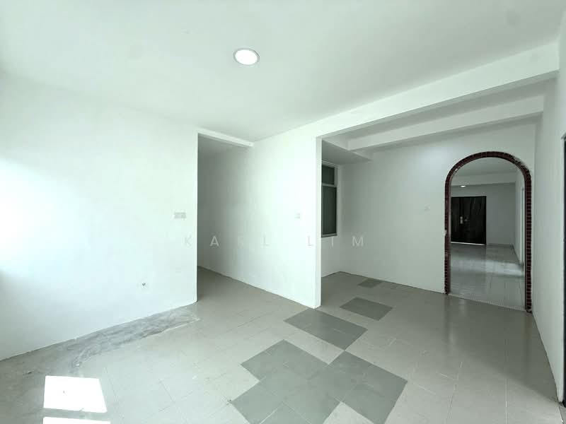 2-storey Terraced House for Sale in Taman Puteri Wangsa (Ulu Tiram) - Karl Lim - Interior - PropertyGuru.com.my