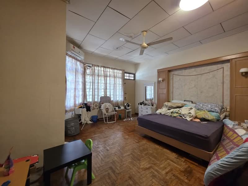 Rumah Teres 2 Tingkat untuk Dijual di Taman Daya (Johor Bahru) - Zack Chow - Bedroom - PropertyGuru.com.my