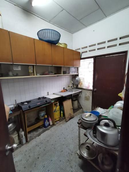 1-storey Terraced House for Sale in Taman Bukit Maluri (Kepong) - Suki Tan - Kitchen - PropertyGuru.com.my