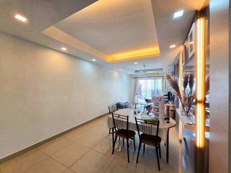 Service Residence for Sale at Connaught Avenue - Zul Syafiq - Dining Room - PropertyGuru.com.my