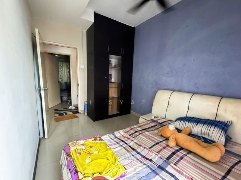 Service Residence for Sale at Connaught Avenue - Zul Syafiq - Bedroom - PropertyGuru.com.my