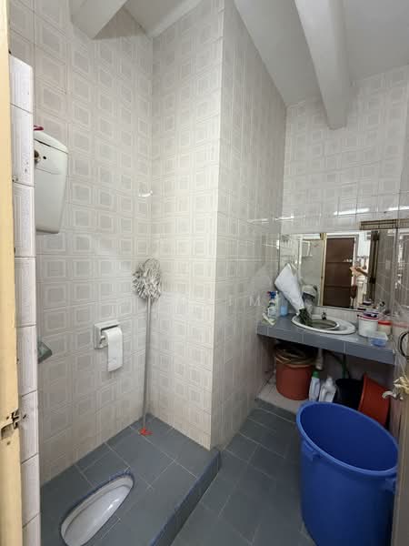 Rumah Teres 2 Tingkat untuk Dijual di Taman Maluri (Cheras) - ChaoLim . - Bathroom - PropertyGuru.com.my