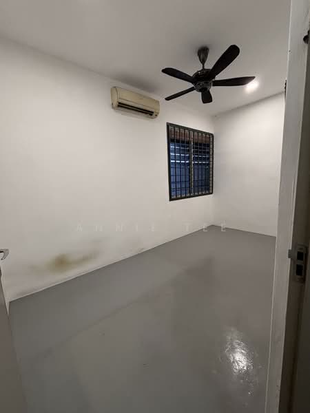 Untuk Disewa - Taman Daya