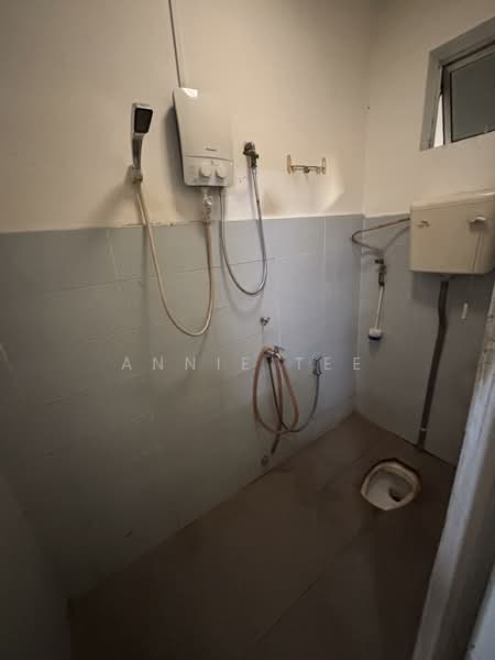 Untuk Disewa - Taman Daya