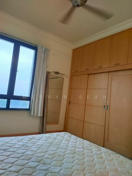 Kondominium untuk Dijual di Grand View - Mervyn Seah - Bedroom - PropertyGuru.com.my