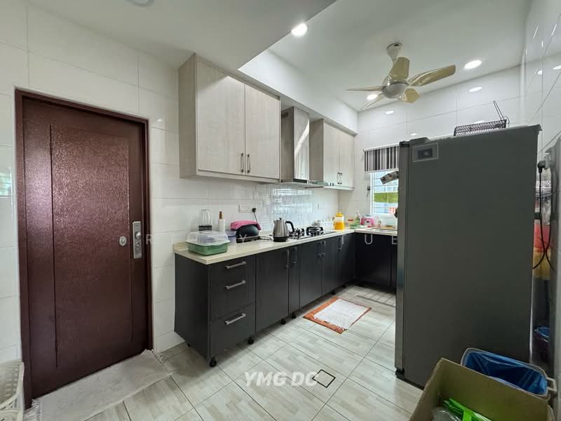 Rumah Berkembar untuk Dijual di Ambang Botanic (Klang) - Reilynn Tue - PropertyGuru.com.my