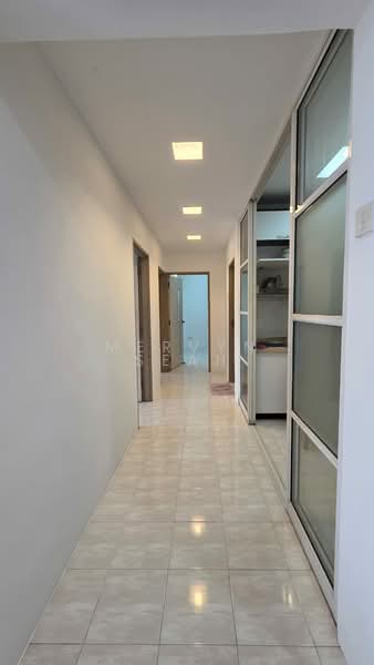 Condominium for Sale at Victoria Heights - Mervyn Seah - Corridor - PropertyGuru.com.my