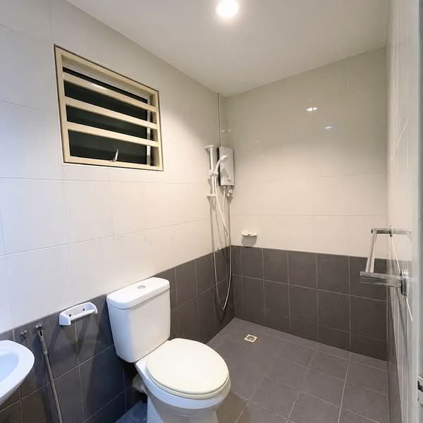 Service Residence for Rent at Birch Regency @ Penang Times Square - Denise Teh - Bathroom - PropertyGuru.com.my