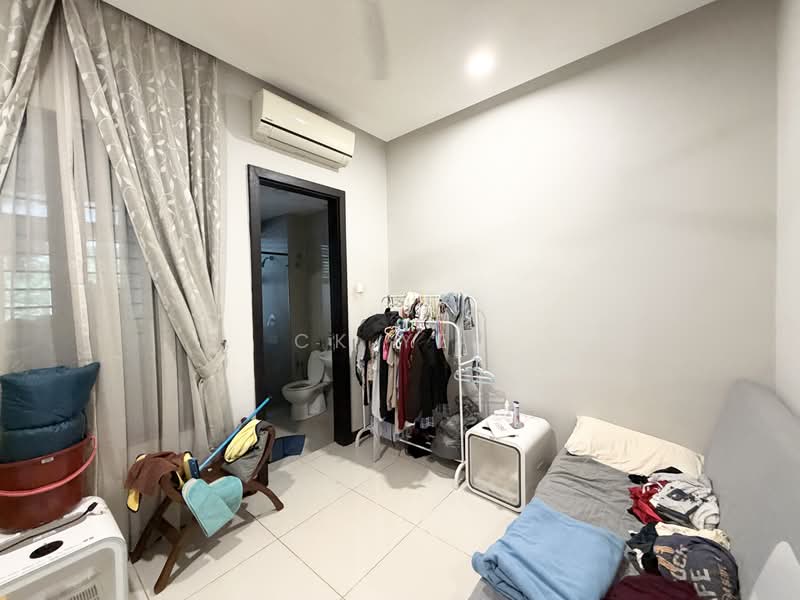 Rumah Teres untuk Dijual di Bandar Kinrara Seksyen 8 (Bandar Kinrara) - CK Yee - Bathroom - PropertyGuru.com.my