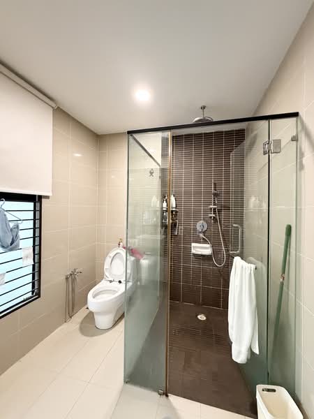 Rumah Teres untuk Dijual di Bandar Kinrara Seksyen 8 (Bandar Kinrara) - CK Yee - Bathroom - PropertyGuru.com.my