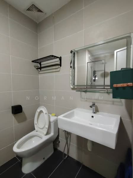 Servis Apartment untuk Disewa di Wave @ Marina Cove - Norman Lim - Bathroom - PropertyGuru.com.my