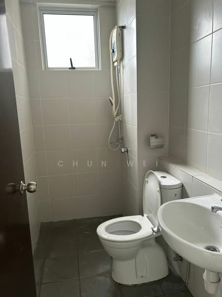 Pangsapuri untuk Disewa di Residensi Jalan Jubilee - Chun Wei - Bathroom - PropertyGuru.com.my