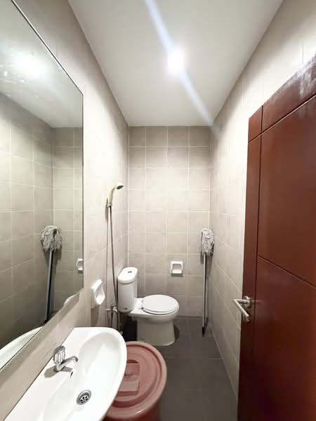 Terraced House for Sale in Bandar Kinrara Seksyen 8 (Bandar Kinrara) - CK Yee - Bathroom - PropertyGuru.com.my