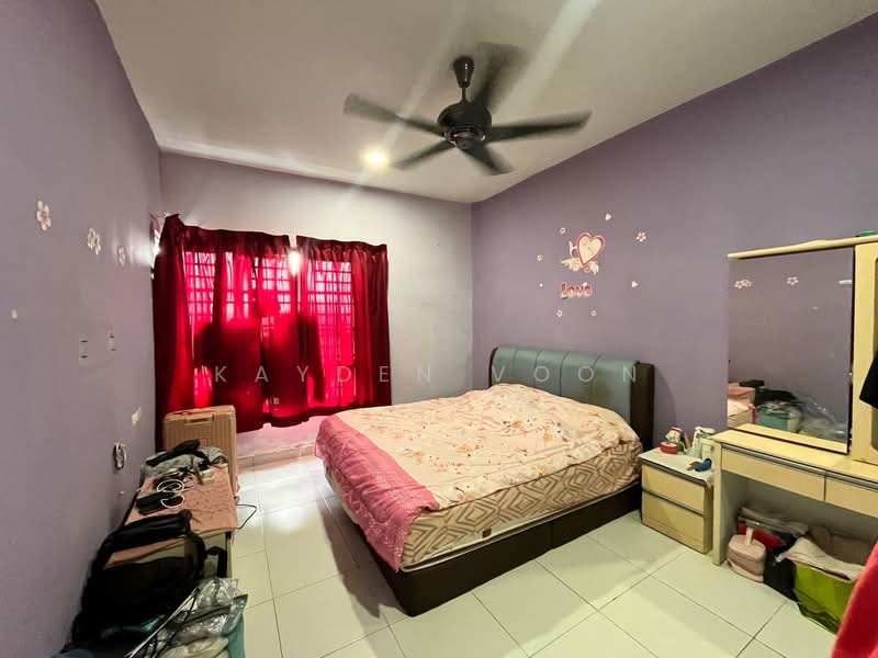 Kondominium untuk Dijual di M Condominium @ Larkin - Kayden Voon - Bedroom - PropertyGuru.com.my