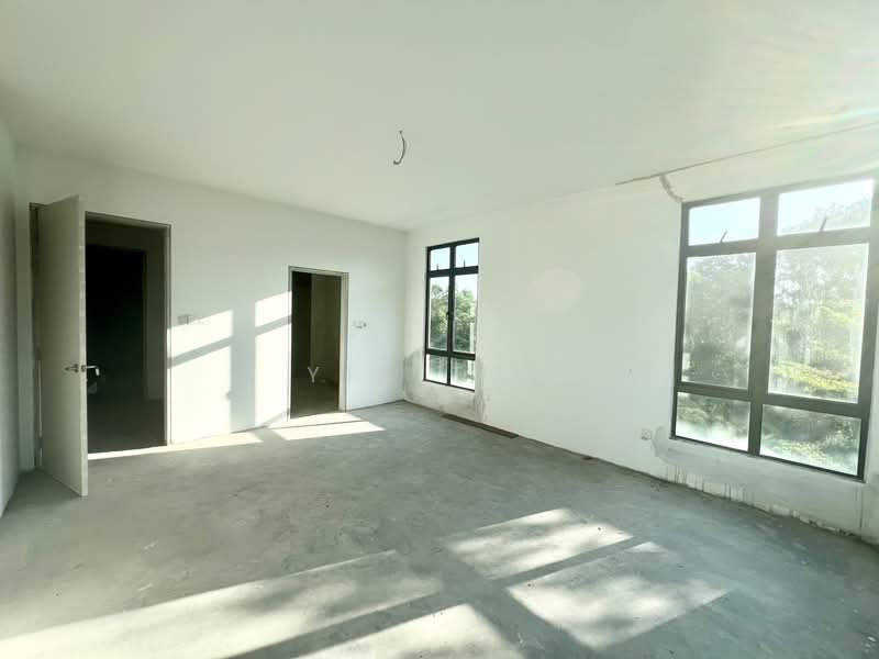 Bungalow for Sale in Taman Laguna (Johor Bahru) - Yik Tat - PropertyGuru.com.my