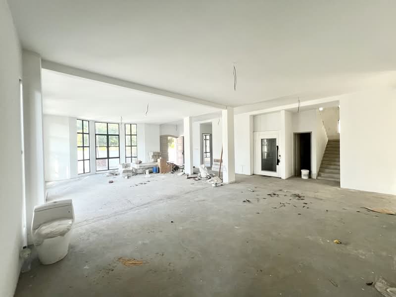 Bungalow for Sale in Taman Laguna (Johor Bahru) - Yik Tat - PropertyGuru.com.my