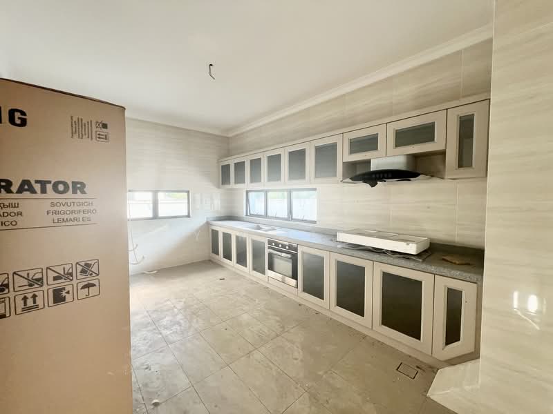 Bungalow for Sale in Taman Laguna (Johor Bahru) - Yik Tat - PropertyGuru.com.my