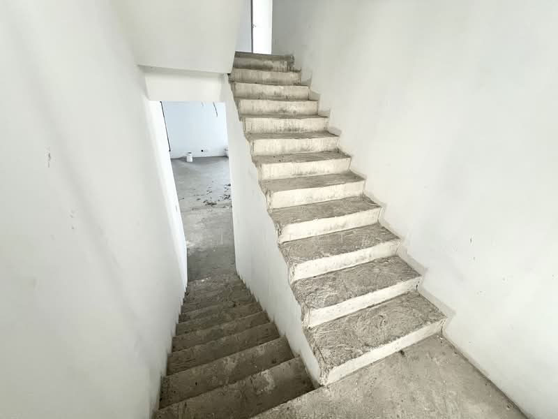 Bungalow for Sale in Taman Laguna (Johor Bahru) - Yik Tat - PropertyGuru.com.my