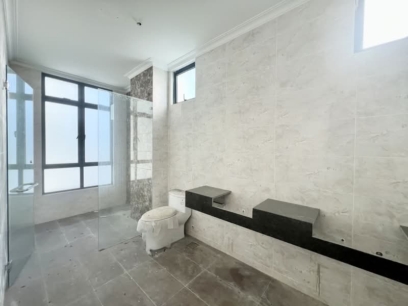 Bungalow for Sale in Taman Laguna (Johor Bahru) - Yik Tat - PropertyGuru.com.my