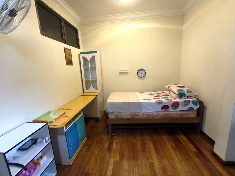 Rumah Berkembar untuk Dijual di Taman Nong Chik (Johor Bahru) - Karl Lim - Bedroom - PropertyGuru.com.my