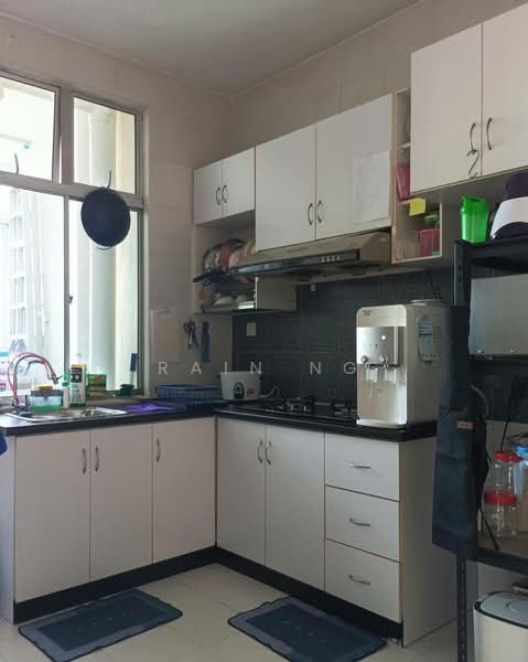 Pangsapuri untuk Dijual di M'tiara - Rain Ng - Kitchen - PropertyGuru.com.my