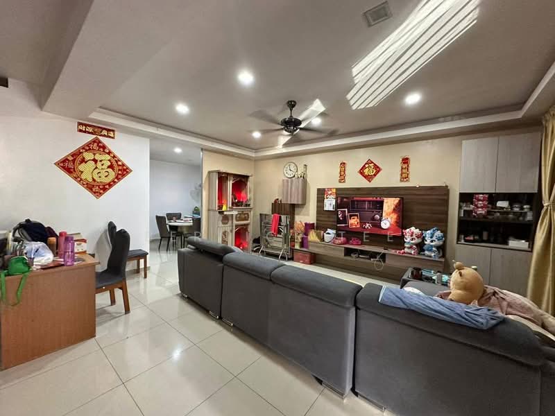 2-storey Terraced House for Sale in Taman Setia Indah (Tebrau) - Bernice Tee - Living Room - PropertyGuru.com.my
