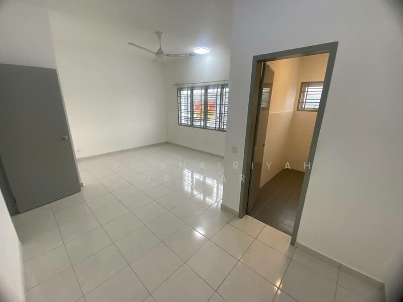 2-storey Terraced House for Sale in Kuala Selangor (Selangor) - SITI KHAIRIYAH JAAFAR - Interior - PropertyGuru.com.my
