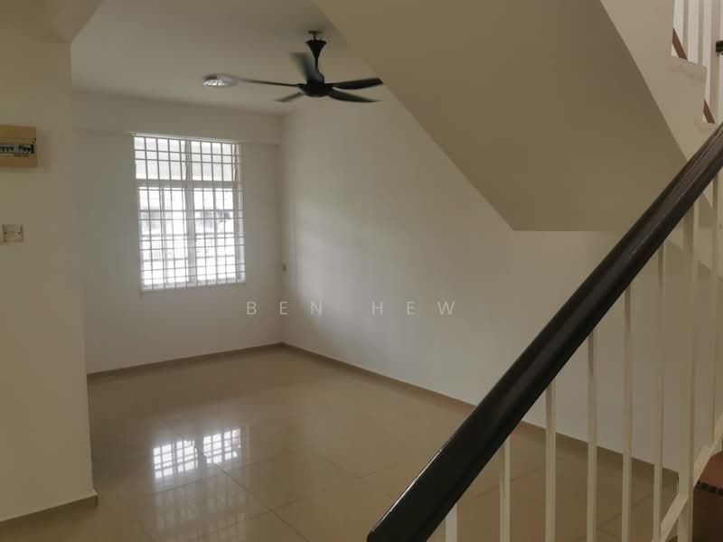 Rumah Berkembar untuk Disewa di Sungai Ara (Penang) - Ben Hew - Living Room - PropertyGuru.com.my