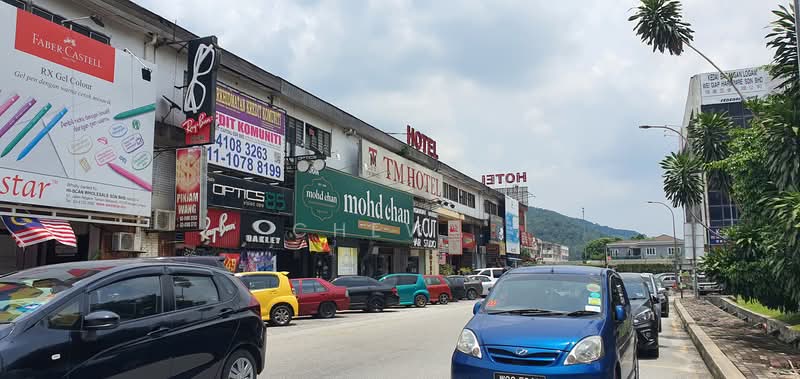 Shop / Office for Rent in Taman Melawati (Ulu Kelang) - Chew . - Exterior - PropertyGuru.com.my