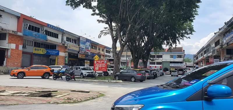 Shop / Office for Rent in Taman Melawati (Ulu Kelang) - Chew . - Exterior - PropertyGuru.com.my