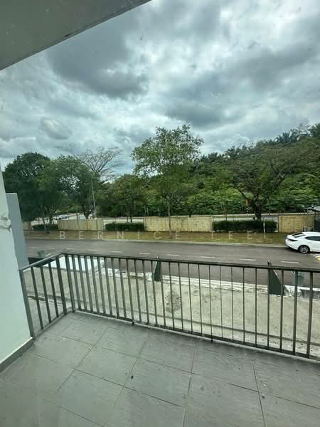 Cluster House for Sale in Johor Bahru (Johor) - Bernice Tee - Balcony - PropertyGuru.com.my