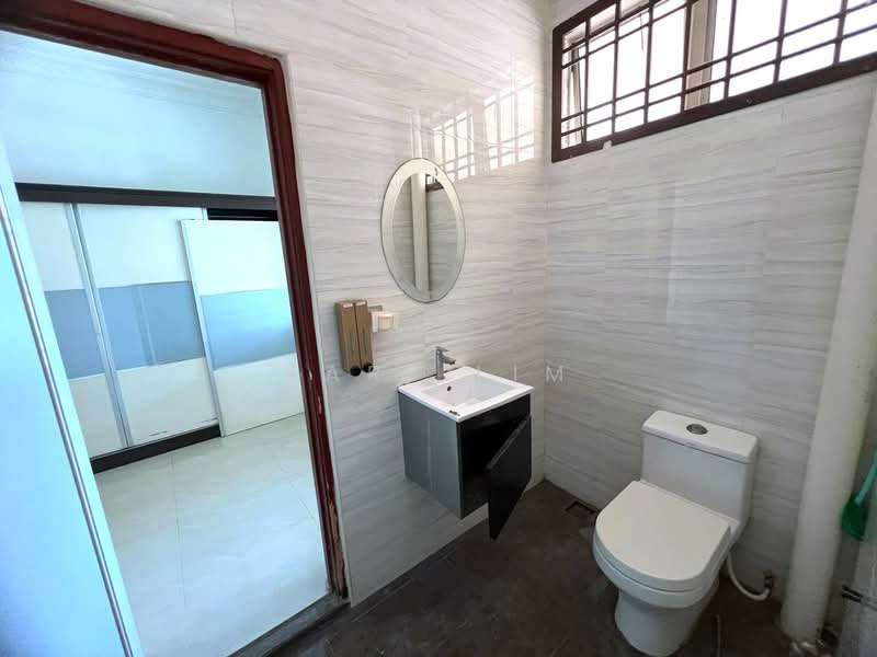 2-storey Terraced House for Sale in Taman Nusa Bestari 2 (Iskandar Puteri (Nusajaya)) - Karl Lim - Bathroom - PropertyGuru.com.my