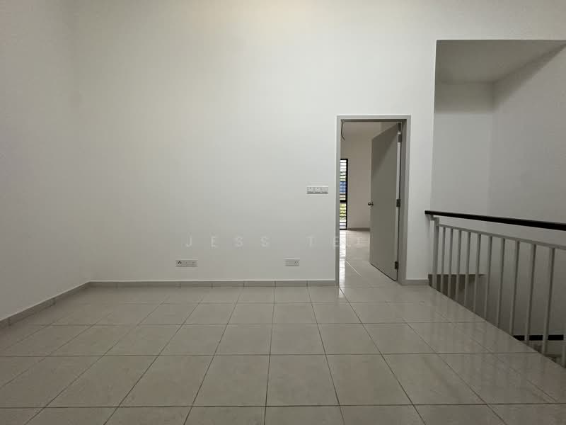 2-storey Terraced House for Sale in Setia Utama (Setia Alam) - Jess Tee - Interior - PropertyGuru.com.my
