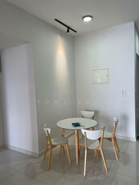 Condominium for Sale at Royal Strand @ Country Garden Danga Bay - Tomi Yap - Dining Room - PropertyGuru.com.my