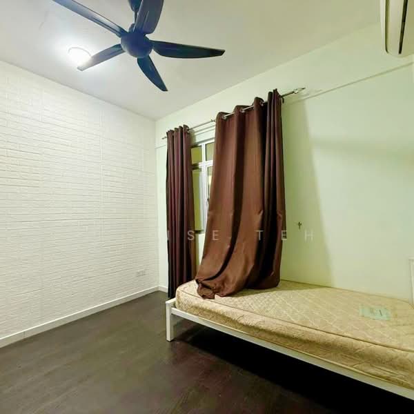 Pangsapuri untuk Disewa di The Rise Collection 3 - Denise Teh - Bedroom - PropertyGuru.com.my