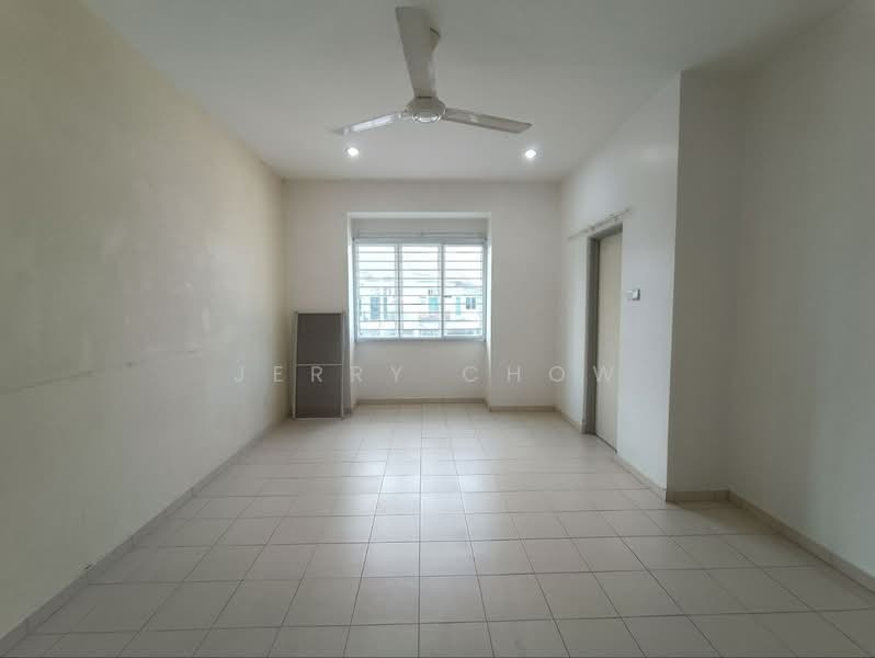 Rumah Teres 2 Tingkat untuk Dijual di Bandar Seri Botani (Simpang Pulai) - Jerry Chow - Living Room - PropertyGuru.com.my