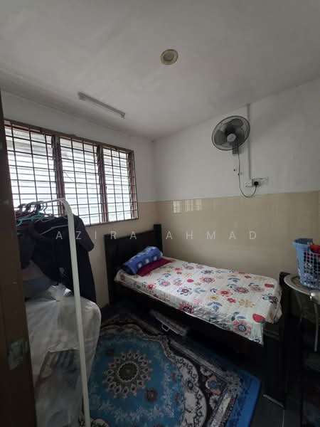 Rumah Teres 2 Tingkat untuk Dijual di Bandar Teknologi Kajang (Kajang) - Azira Ahmad - Bedroom - PropertyGuru.com.my